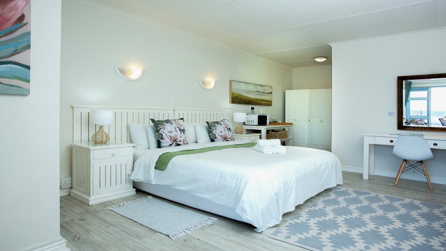 9 Bedroom Property for Sale in Wilderness Central Western Cape
